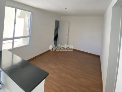Apartamento com 2 Quartos à venda, 45m² no Chácaras Tubalina e Quartel, Uberlândia