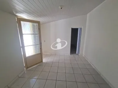 Casa com 1 Quarto para alugar, 70m² no Bom Jesus, Uberlândia