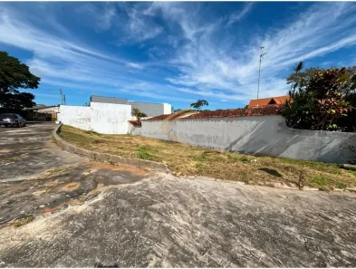 Lote/Terreno à venda, 343m² no Jardim Europa, Bragança Paulista