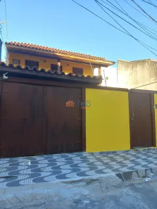 Casa com 3 Quartos à venda, 200m² no Parque Aeroporto, Macaé