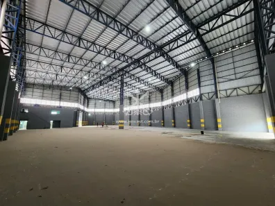Galpão/Depósito/Armazém para venda ou aluguel, 2000m² no Parque Paraíso, Itapecerica da Serra