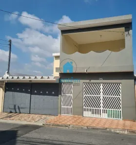 Sobrado com 3 Quartos à venda, 180m² no Jardim Elvira, Osasco