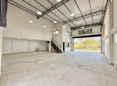 Galpão/Depósito/Armazém para alugar, 360m² no Alvorada, Cuiabá