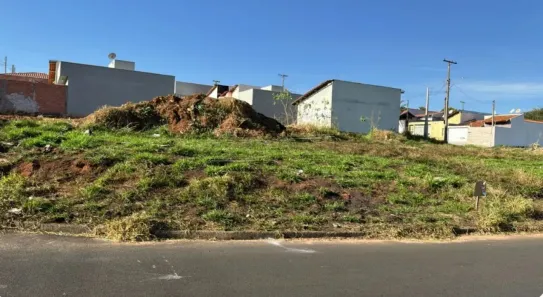 Lote/Terreno à venda, 227m² no , Descalvado