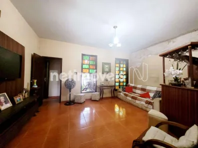 Casa com 4 Quartos à venda, 377m² no Paquetá, Belo Horizonte