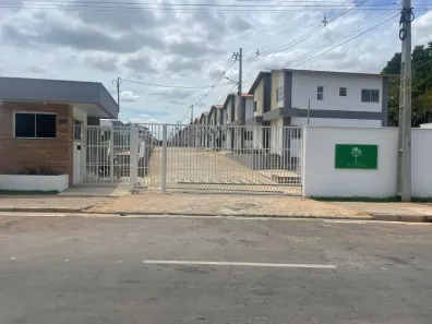 Casa com 2 Quartos para alugar, 60m² no Parque Sul, Teresina