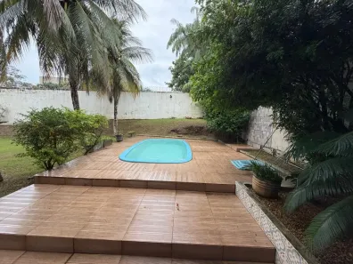 Casa de Condomínio com 5 Quartos à venda, 401m² no Aleixo, Manaus