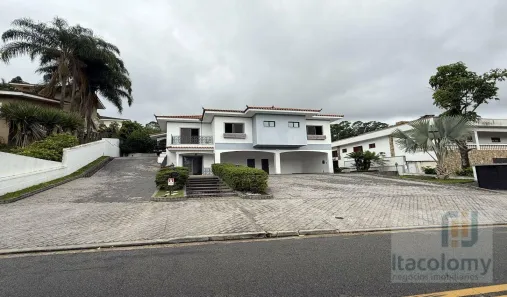 Casa de Condomínio com 4 Quartos para alugar, 500m² no Residencial Tamboré, Barueri