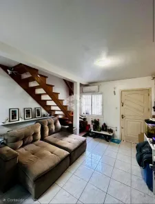 Casa com 2 Quartos à venda, 64m² no Santa Lúcia, Caxias do Sul