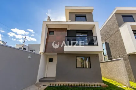 Sobrado com 4 Quartos à venda, 120m² no Uberaba, Curitiba