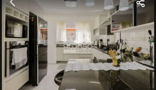 Casa com 3 Quartos à venda, 195m² no Jardim Ester, São Paulo