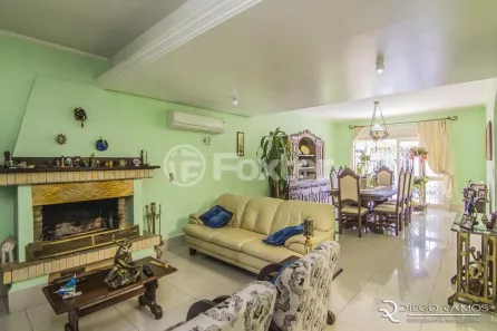 Casa com 4 Quartos à venda, 263m² no Nonoai, Porto Alegre