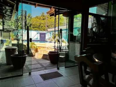 Casa com 3 Quartos à venda, 200m² no Loteamento Balneário Camburi, Caraguatatuba
