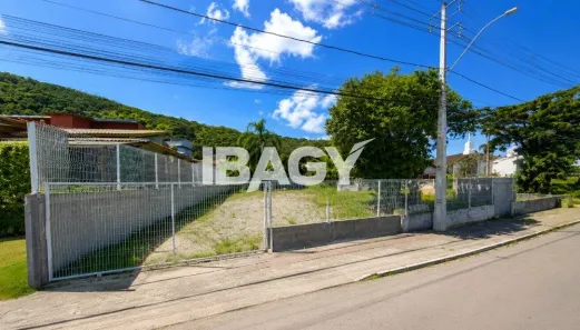 Lote/Terreno para alugar, 664m² no Rio Tavares, Florianópolis