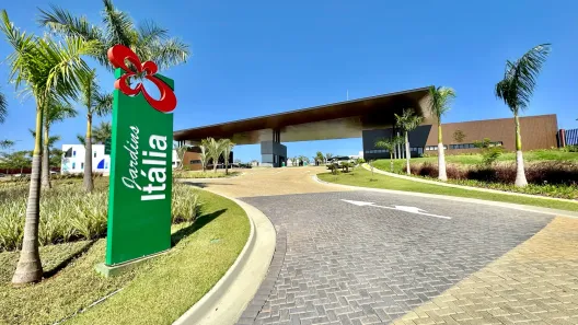 Lote/Terreno à venda, 559m² no Jardins Itália, Goiânia