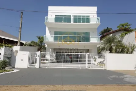 Sobrado com 4 Quartos à venda, 441m² no Iate Clube de Americana, Americana