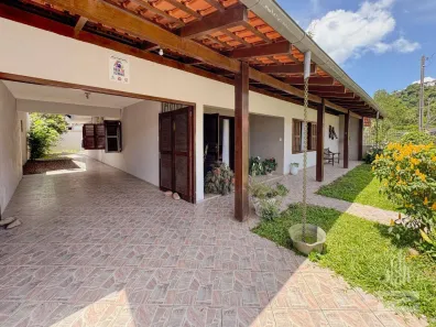 Casa com 5 Quartos à venda, 270m² no Garcia, Blumenau