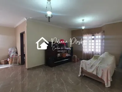 Sobrado com 3 Quartos para alugar, 220m² no Jardim Santa Maria, Jacareí