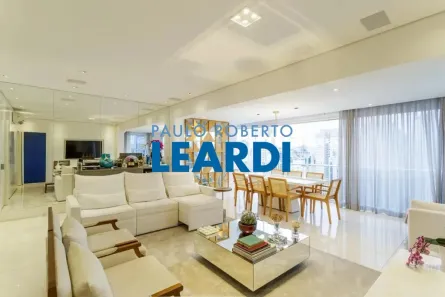 Apartamento com 2 Quartos para alugar, 160m² no Itaim Bibi, São Paulo