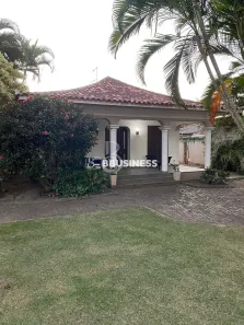 Casa de Condomínio com 4 Quartos à venda, 500m² no Parque Turf Club, Campos dos Goytacazes