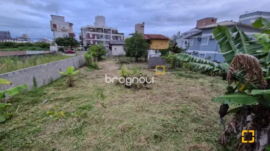 Lote/Terreno à venda, 929m² no Campeche, Florianópolis