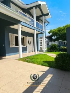 Casa com 4 Quartos à venda, 360m² no Torres, Torres