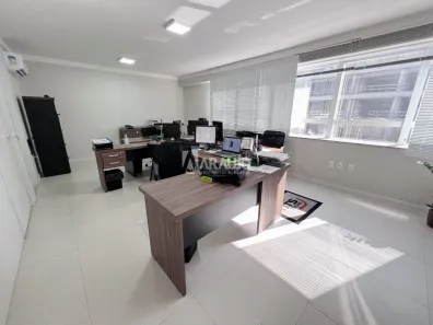 Sala Comercial à venda, 39m² no Centro, Itajaí