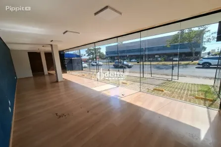 Ponto Comercial para alugar, 470m² no Segismundo Pereira, Uberlândia