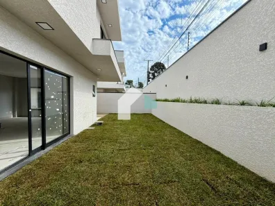 Sobrado com 3 Quartos à venda, 115m² no São Braz, Curitiba