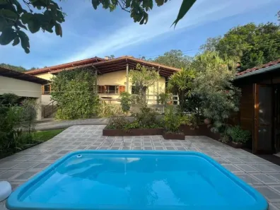 Casa com 4 Quartos à venda, 220m² no Sambaqui, Florianópolis