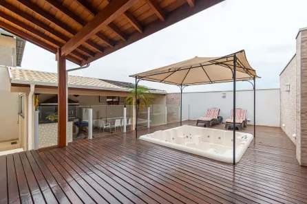 Casa com 3 Quartos à venda, 299m² no Vila Nogueira, Campinas