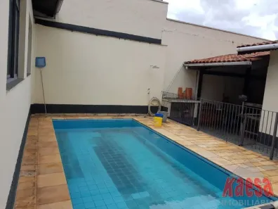 Casa com 3 Quartos à venda, 300m² no Alvinópolis, Atibaia
