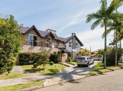 Casa com 5 Quartos à venda, 350m² no Jurerê Internacional, Florianópolis