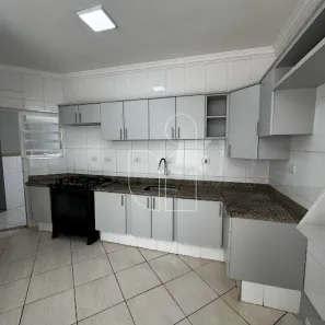 Casa com 3 Quartos à venda, 228m² no Jardim Estoril, Marília