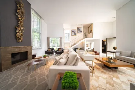 Casa com 4 Quartos à venda, 429m² no Orleans, Curitiba