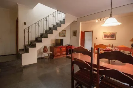 Sobrado com 4 Quartos à venda, 241m² no Sumaré, São Paulo