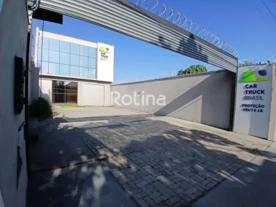 Ponto Comercial para alugar, 320m² no Fundinho, Uberlândia