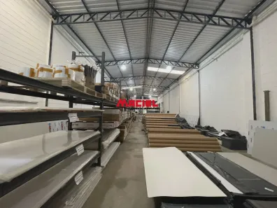 Prédio Residencial à venda, 550m² no Chácaras Reunidas, São José dos Campos