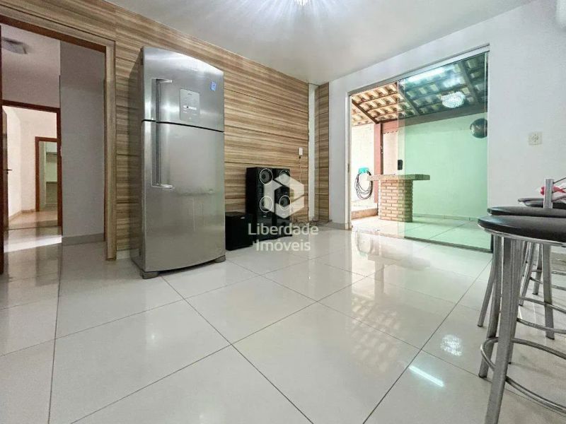 Apartamento com 2 quartos — Manacás, Belo Horizonte