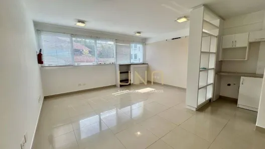 Sala Comercial à venda, 34m² no Coqueiros, Florianópolis