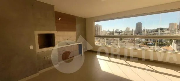 Apartamento com 4 Quartos para alugar, 217m² no Martins, Uberlândia