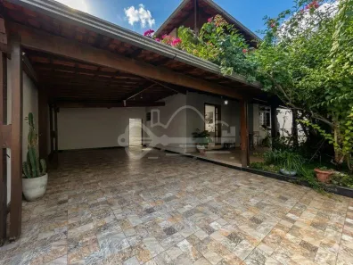 Casa com 4 Quartos à venda, 280m² no Castelo, Belo Horizonte