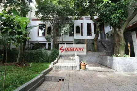 Sobrado com 3 Quartos à venda, 300m² no Cambuci, São Paulo