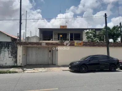 Casa com 5 Quartos para alugar, 374m² no Engenheiro Luciano Cavalcante, Fortaleza