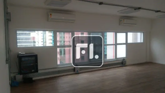 Sala Comercial para venda ou aluguel, 150m² no Vila Olímpia, São Paulo