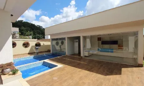 Casa de Condomínio com 5 Quartos para alugar, 300m² no Jardins Madri, Goiânia
