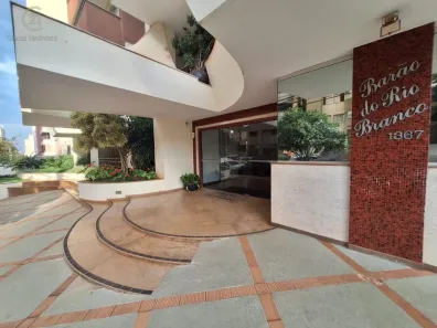Apartamento com 3 Quartos para alugar, 170m² no Centro, Londrina