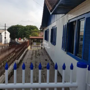 Casa com 4 Quartos à venda, 170m² no Cavalhada, Porto Alegre