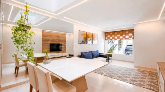 Sobrado com 3 Quartos à venda, 200m² no Vila Carrão, São Paulo