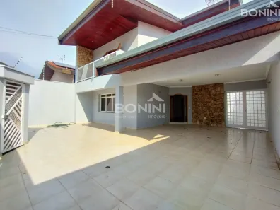 Sobrado com 5 Quartos para alugar, 280m² no Vila Cordenonsi, Americana